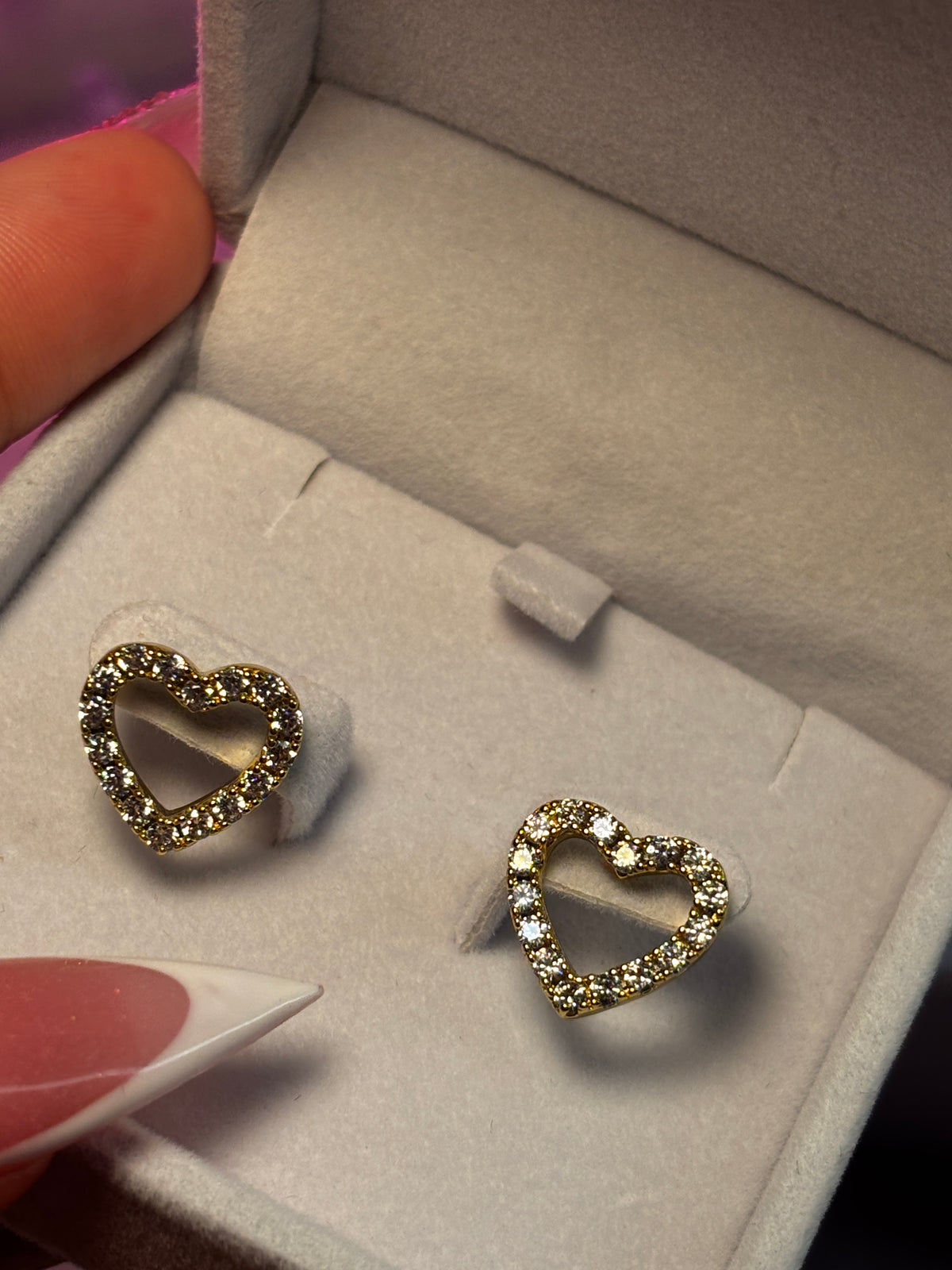 ‘Adore Me’ Heart Studs