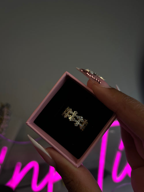 Double Cross Ring