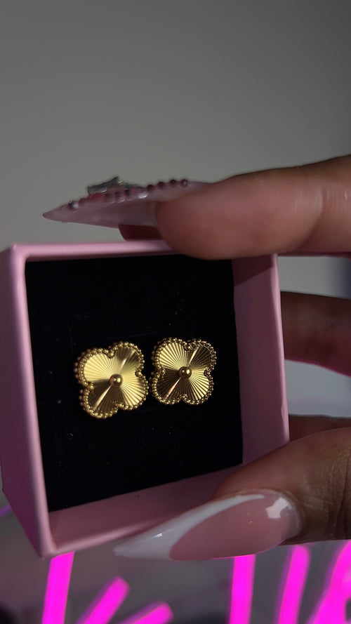 ‘Golden Luck’ Studs