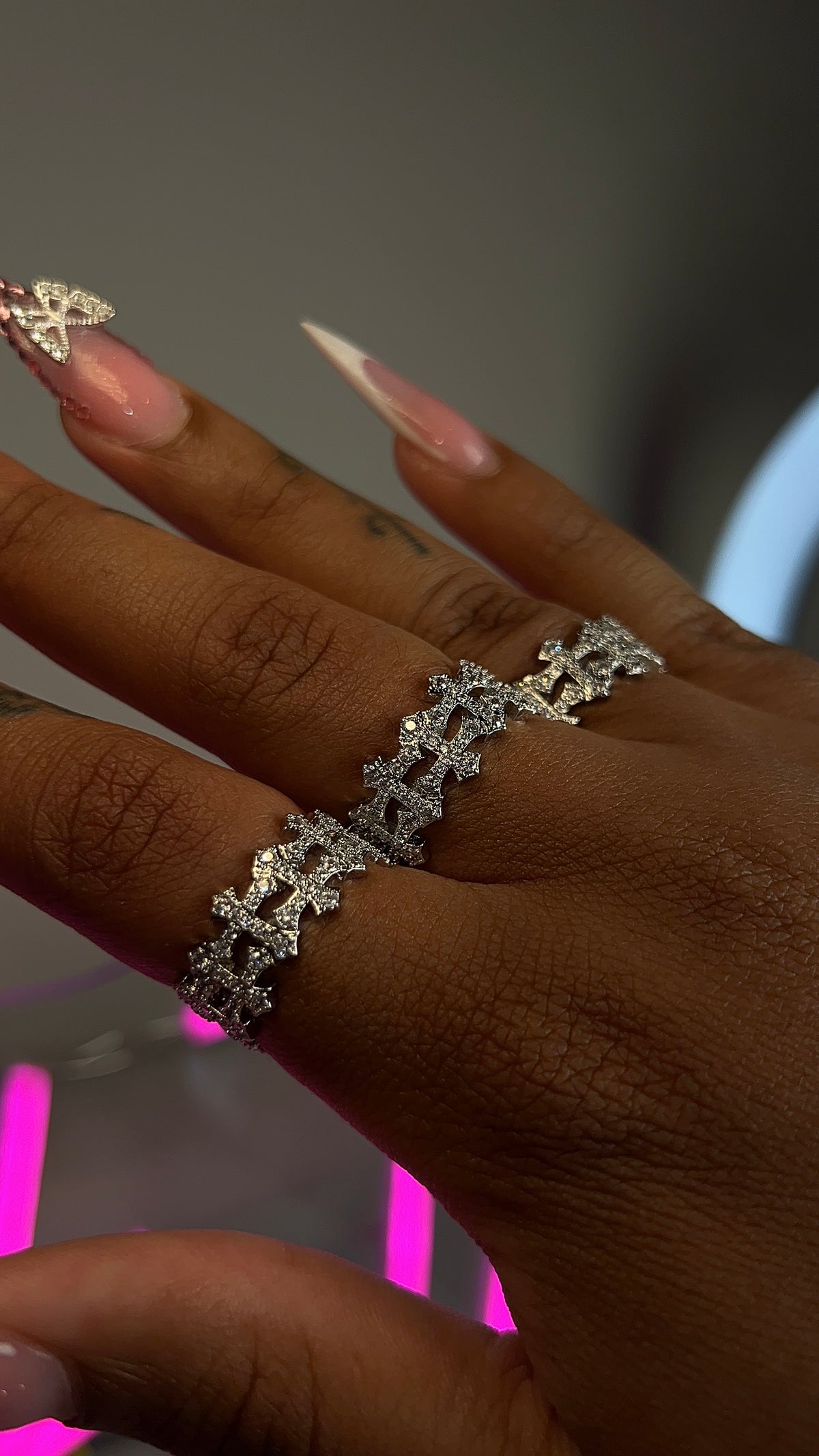 Double Cross Ring