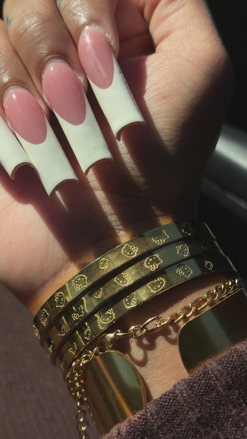 HK Gold Bangle