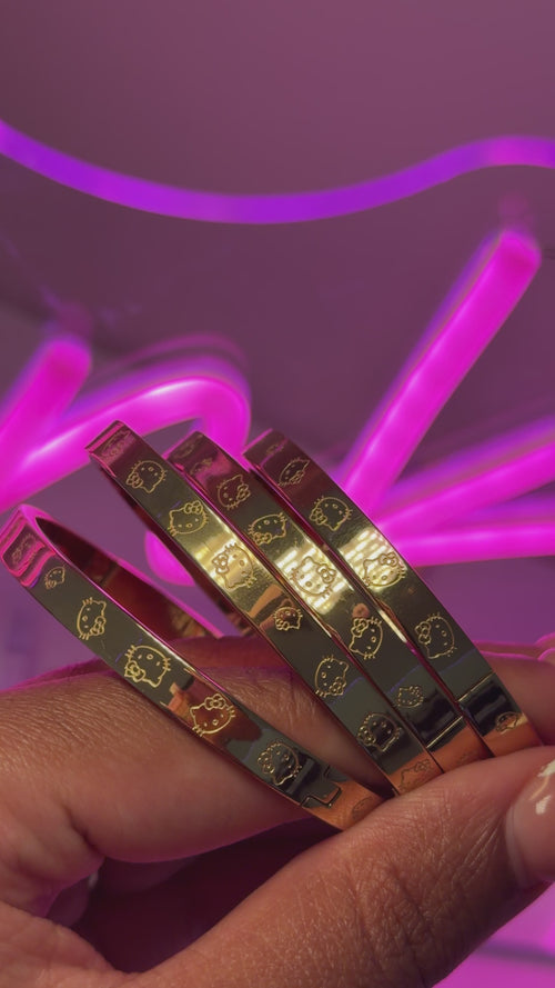 HK Gold Bangle
